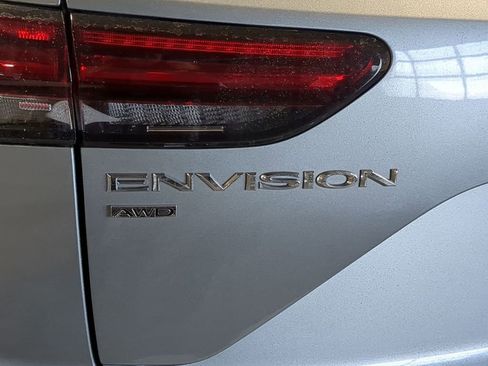 Used 2023 Buick Envision Essence image 24