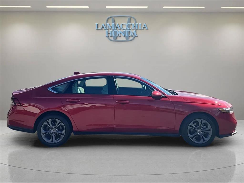 Used 2024 Honda Accord EX image 6