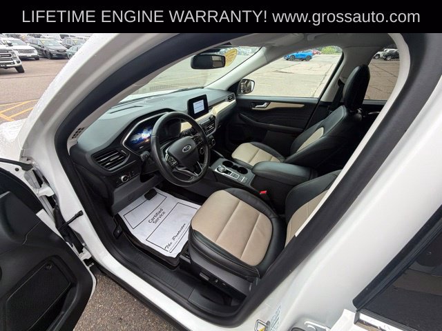 Used 2022 Ford Escape Titanium w/ Titanium Elite Package AWD/4WD image 12