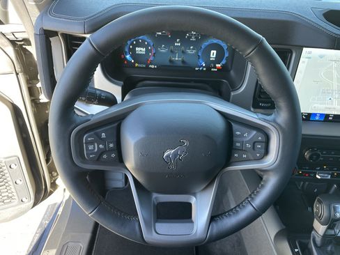 New 2025 Ford Bronco Outer Banks image 10