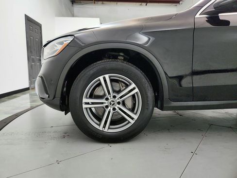 Used 2020 Mercedes-Benz GLC 300 4MATIC w/ Parking Assistance Package image 32