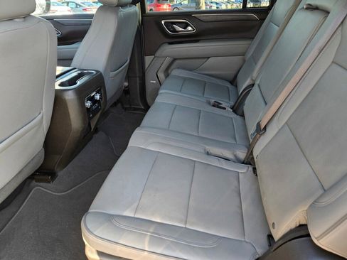 Used 2024 GMC Yukon XL SLT image 15