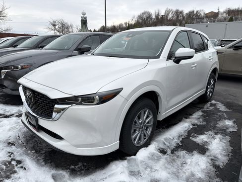 New 2025 MAZDA CX-5 AWD 2.5 S w/ Select Package image 4