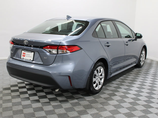 Certified 2025 Toyota Corolla LE FWD image 6