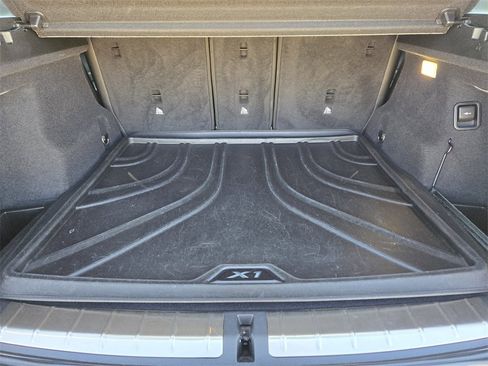 Used 2018 BMW X1 xDrive28i image 33