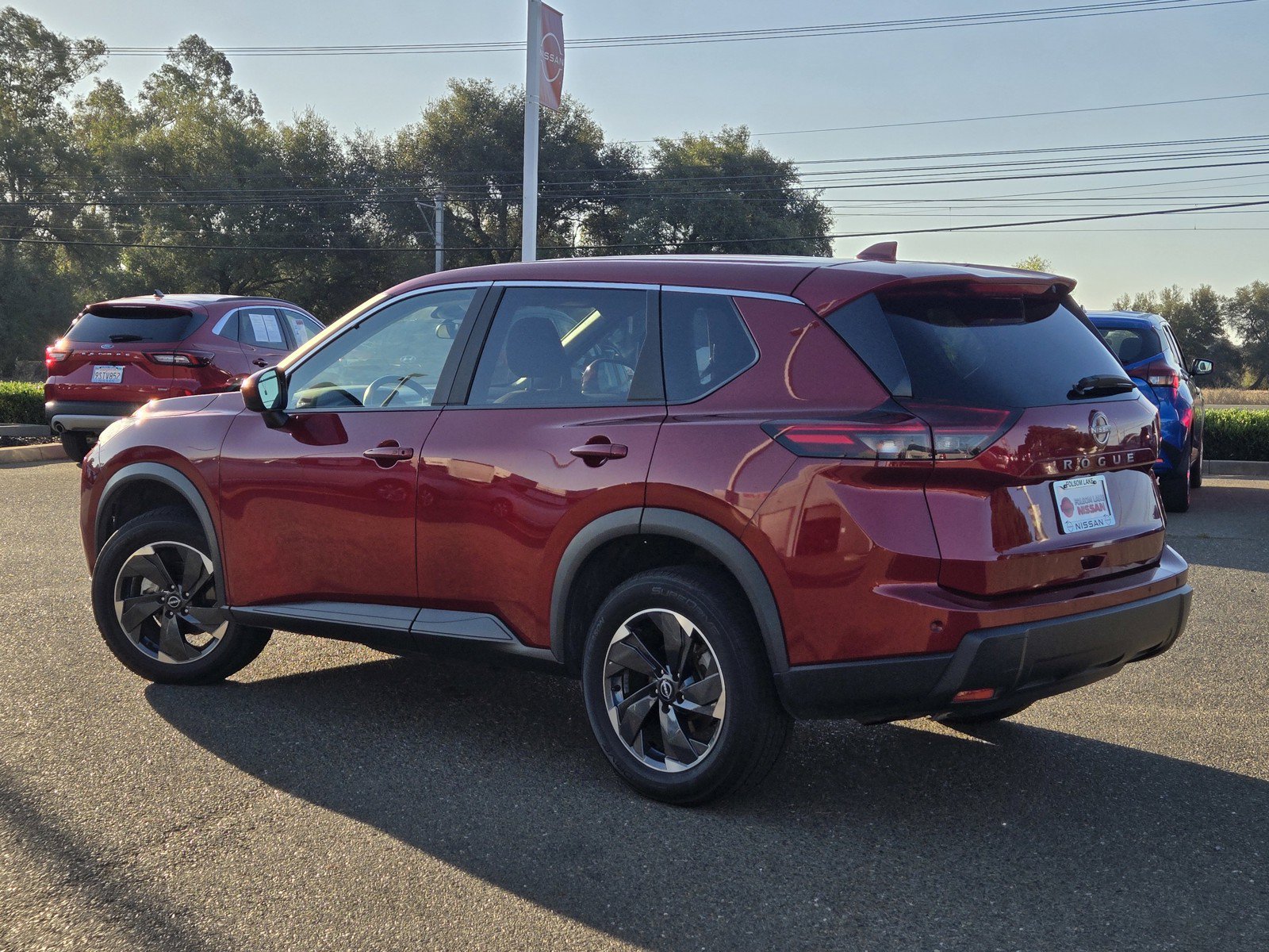 Certified 2025 Nissan Rogue SV AWD/4WD image 6