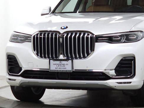 Used 2022 BMW X7 xDrive40i w/ Executive Package image 4