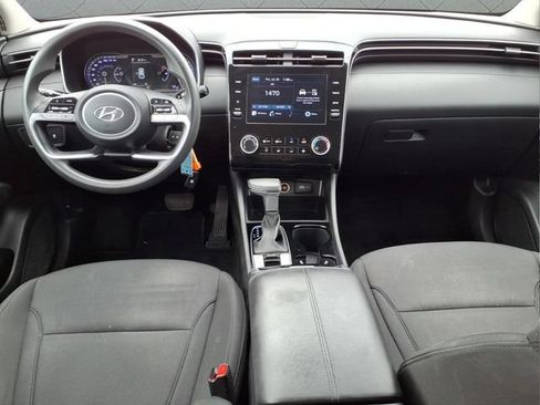 Certified 2022 Hyundai Tucson SE AWD/4WD image 17