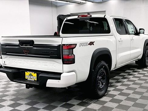 New 2025 Nissan Frontier PRO-4X w/ Pro Convenience Package image 17