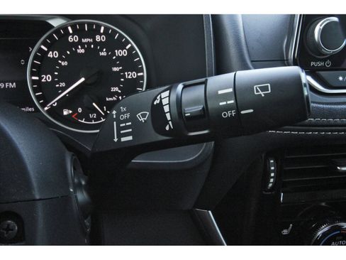 Used 2021 Nissan Rogue SL FWD image 21