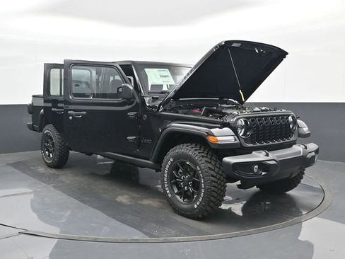 Used 2024 Jeep Gladiator Sport AWD/4WD image 45