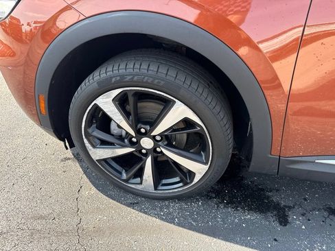 Used 2021 Buick Envision Essence AWD/4WD image 6