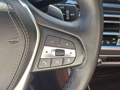 Used 2023 BMW X5 xDrive40i w/ Climate Comfort Package image 17