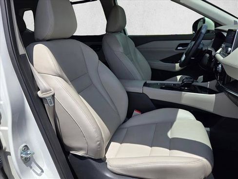 Used 2021 Nissan Rogue SL FWD image 11