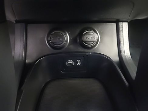 Used 2017 Hyundai Santa Fe Sport AWD/4WD image 34