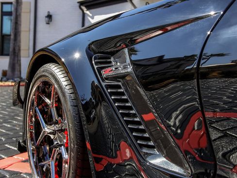 Used 2019 Chevrolet Corvette Z06 image 77