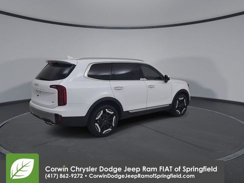 Used 2025 Kia Telluride S AWD/4WD image 15