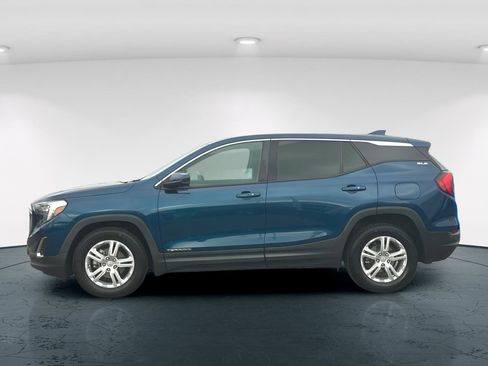 Used 2020 GMC Terrain SLE image 3
