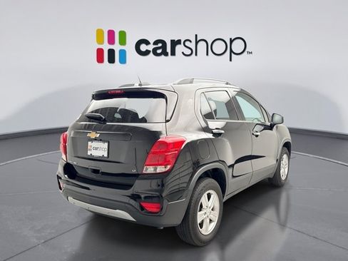 Used 2019 Chevrolet Trax LT w/ LT Convenience Package AWD/4WD image 5