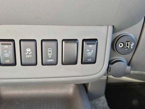 Used 2017 Nissan Frontier SV w/ SV Value Truck Package image 20