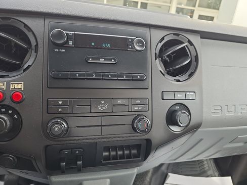 Used 2015 Ford F350 XL AWD/4WD image 25