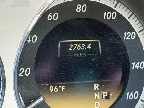Used 2011 Mercedes-Benz E 350 4MATIC Sedan image 13