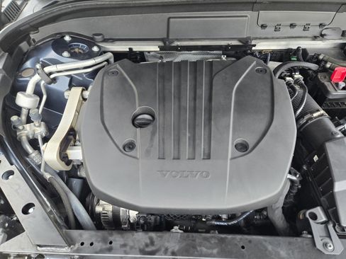 Used 2023 Volvo XC60 B5 Core w/ Climate Package image 42