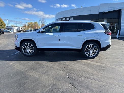 New 2026 GMC Acadia Denali image 7