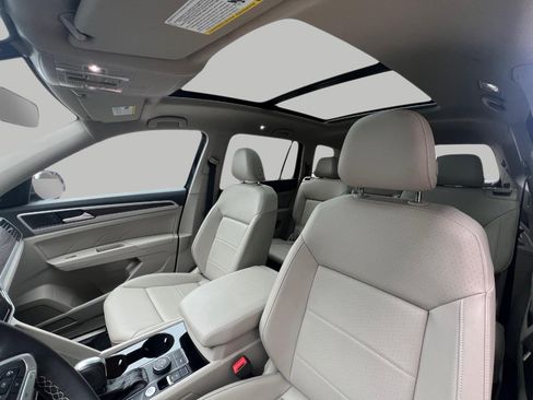 Used 2022 Volkswagen Atlas SE image 19
