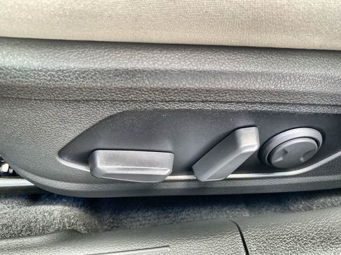 Used 2025 Hyundai Sonata SEL FWD image 12