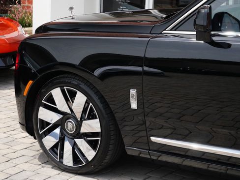 New 2026 Rolls-Royce Cullinan AWD/4WD image 23