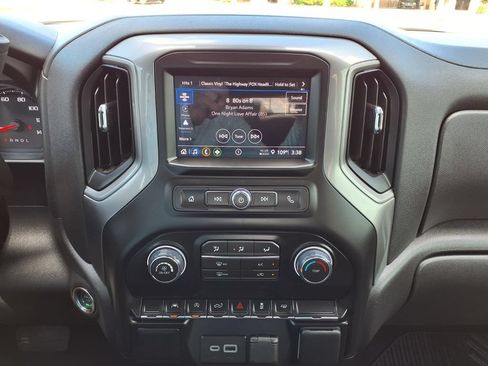Used 2026 Chevrolet Silverado 1500 Custom w/ Turbomax Blackout Package RWD image 29