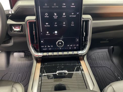 New 2026 GMC Yukon Denali w/ Sun & Power Step Package image 21