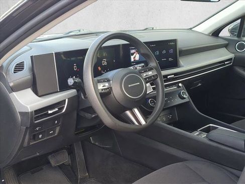 Used 2025 Hyundai Sonata SEL FWD image 10