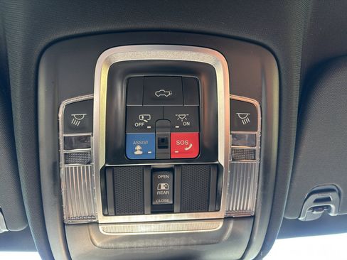 Used 2022 RAM 1500 Limited w/ Body-Colour Bumper Group AWD/4WD image 26