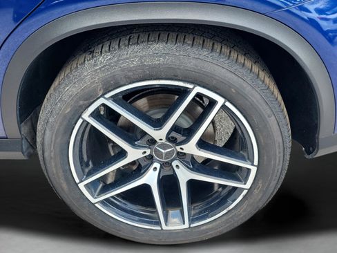 Certified 2019 Mercedes-Benz GLE 43 AMG 4MATIC Coupe image 29