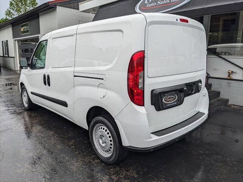 Used 2022 RAM ProMaster City Tradesman FWD image 2