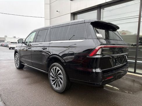 New 2025 Lincoln Navigator L Black Label image 2