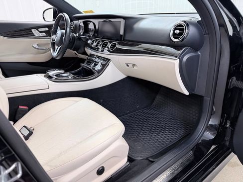 Used 2019 Mercedes-Benz E 300 image 38