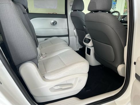 New 2026 Hyundai Ioniq 9 SE AWD/4WD image 23