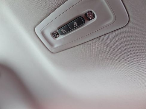 Used 2018 Toyota Camry XSE image 31