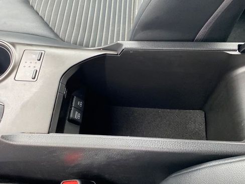 Used 2023 Toyota Camry SE image 13