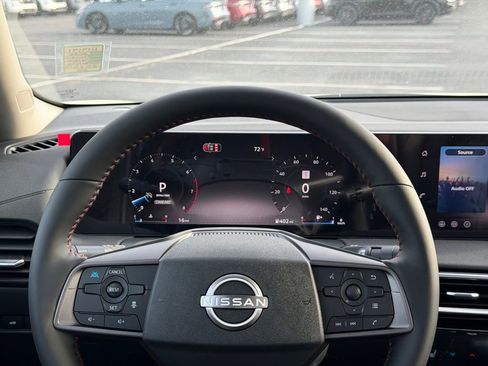 New 2026 Nissan Sentra SR w/ SR Premium Package FWD image 23
