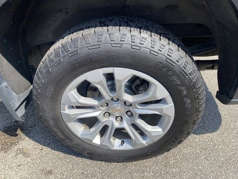 Used 2022 Chevrolet Silverado 1500 LTZ w/ Technology Package image 30