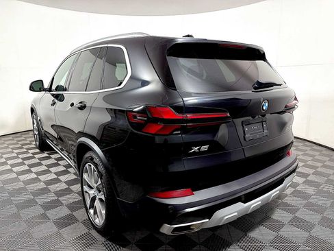Certified 2024 BMW X5 xDrive40i w/ Premium Package AWD/4WD image 5