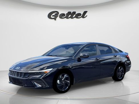 New 2026 Hyundai Elantra Sport FWD image 1