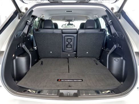 Used 2022 Mitsubishi Outlander SE AWD/4WD image 31