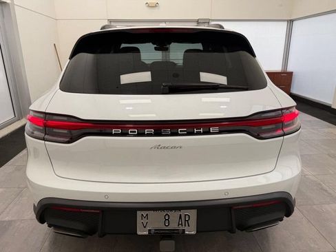 Certified 2025 Porsche Macan AWD/4WD image 6