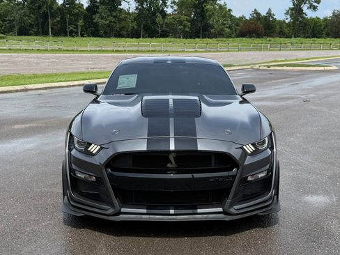 Used 2020 Ford Mustang Shelby GT500 w/ Carbon Fiber Track Pack RWD image 5