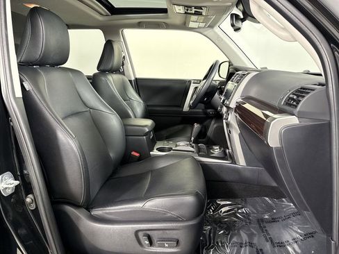 Used 2023 Toyota 4Runner Limited AWD/4WD image 24